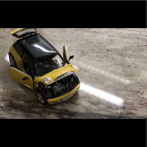 MINI Cooper Toy Car - Picture 2 of 9